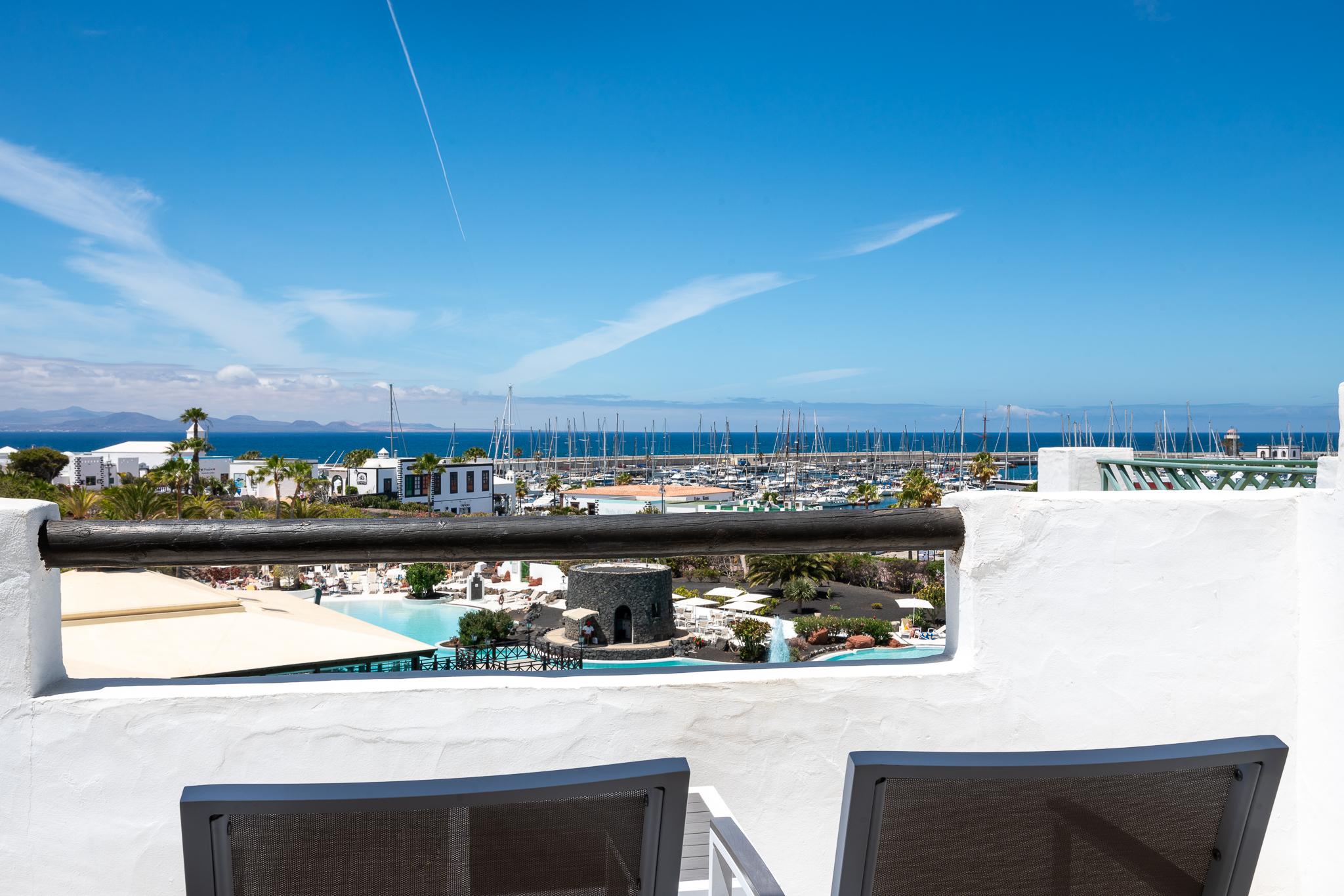 Hotel Livvo Volcan Lanzarote Playa Blanca  Ngoại thất bức ảnh