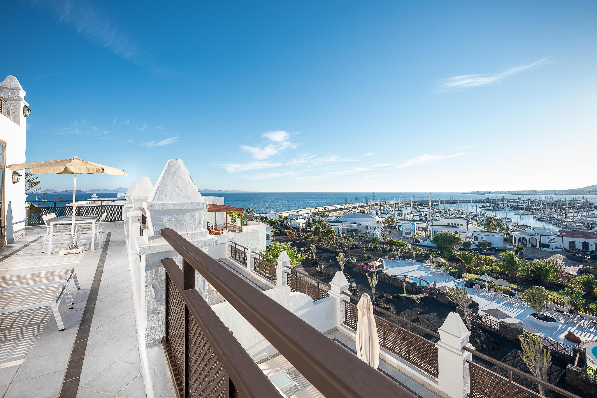 Hotel Livvo Volcan Lanzarote Playa Blanca  Ngoại thất bức ảnh