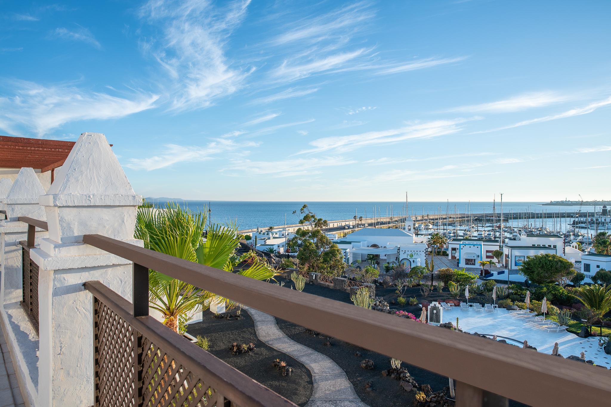 Hotel Livvo Volcan Lanzarote Playa Blanca  Ngoại thất bức ảnh