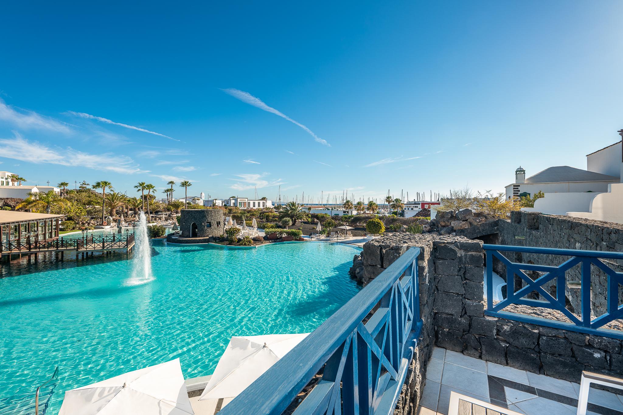Hotel Livvo Volcan Lanzarote Playa Blanca  Ngoại thất bức ảnh