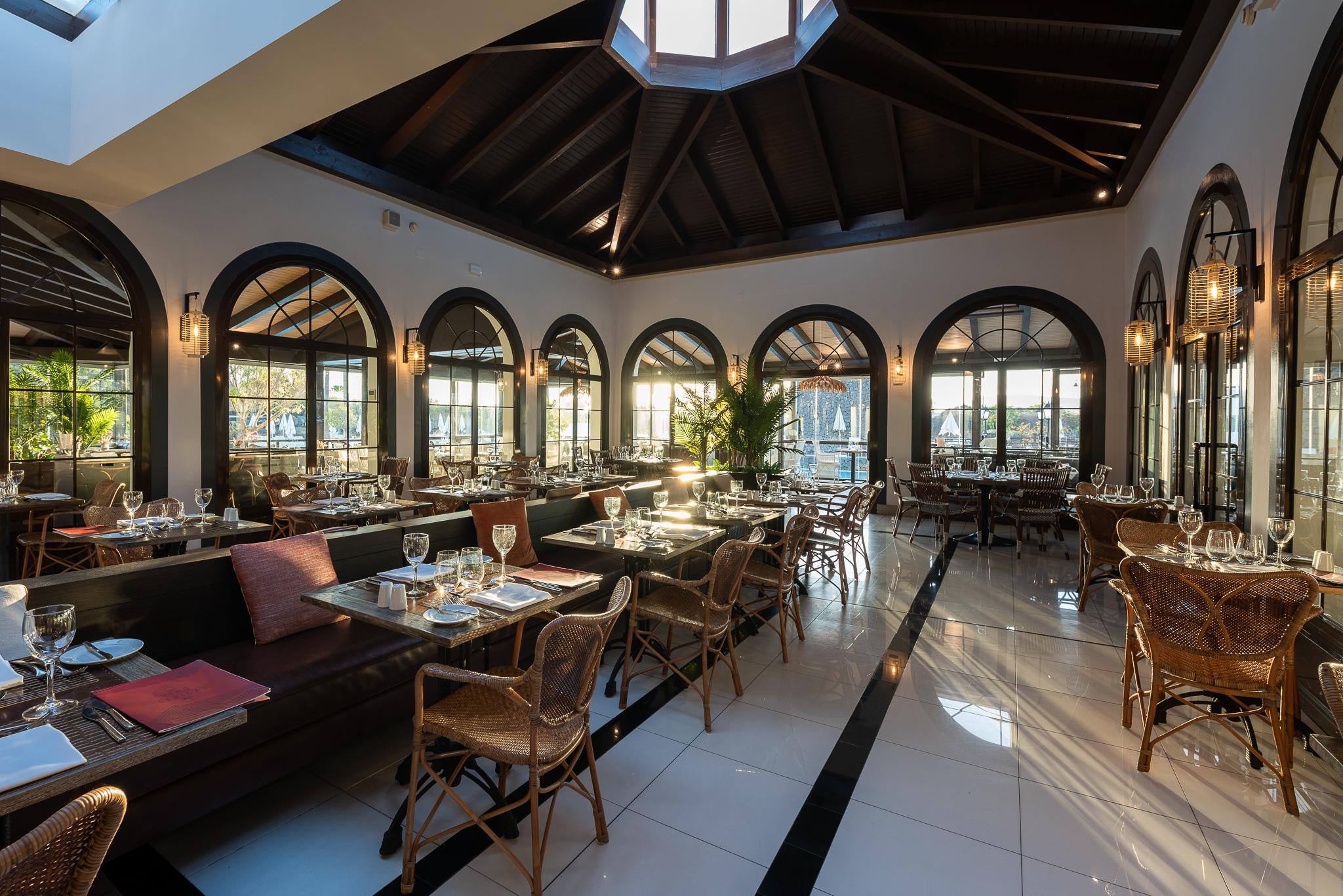 Hotel Livvo Volcan Lanzarote Playa Blanca  Ngoại thất bức ảnh