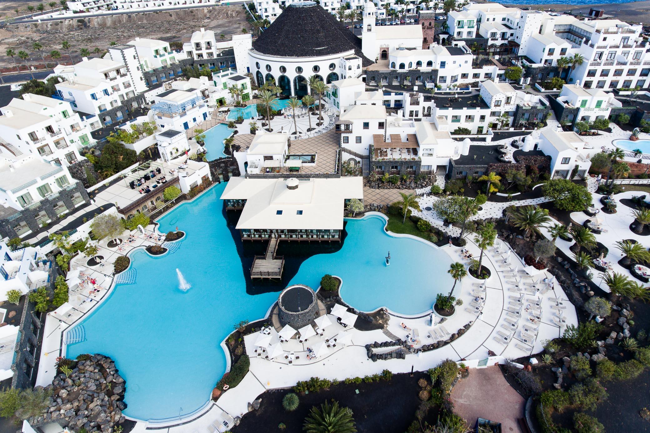 Hotel Livvo Volcan Lanzarote Playa Blanca  Ngoại thất bức ảnh