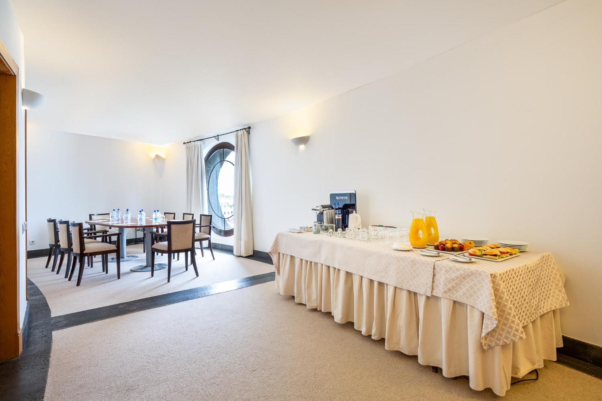 Hotel Livvo Volcan Lanzarote Playa Blanca  Ngoại thất bức ảnh