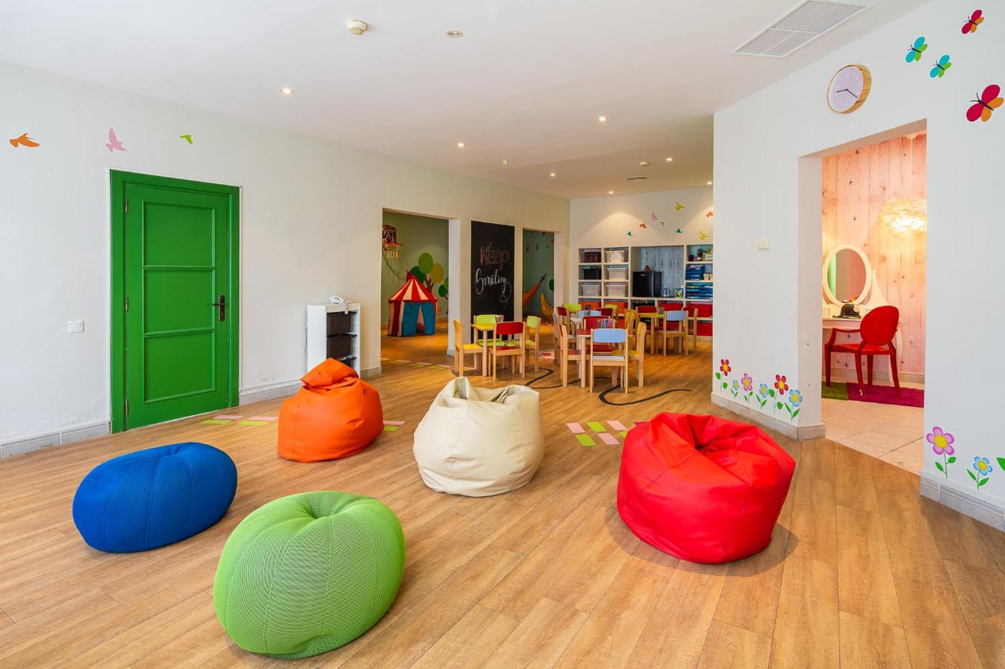 Hotel Livvo Volcan Lanzarote Playa Blanca  Ngoại thất bức ảnh