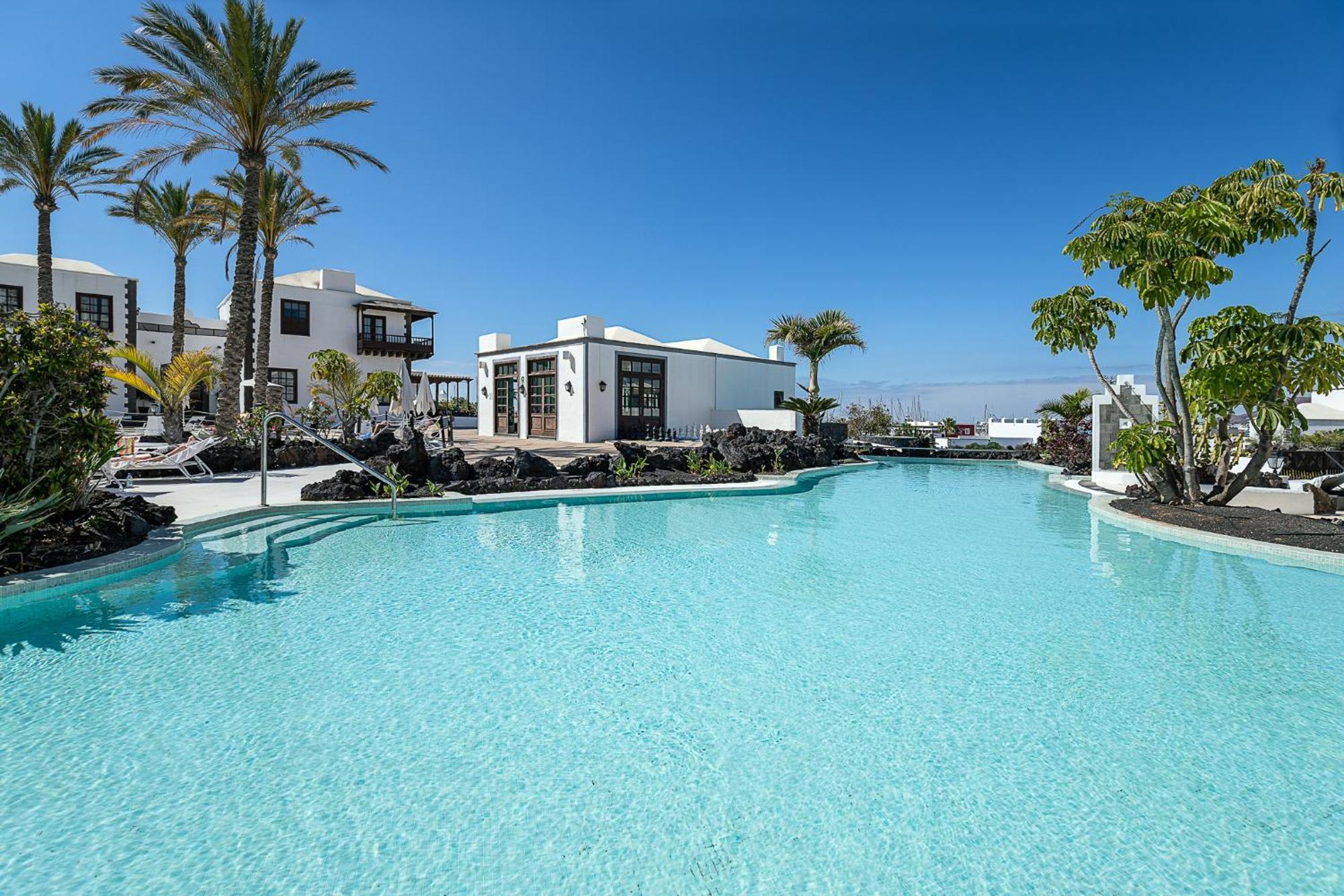 Hotel Livvo Volcan Lanzarote Playa Blanca  Ngoại thất bức ảnh
