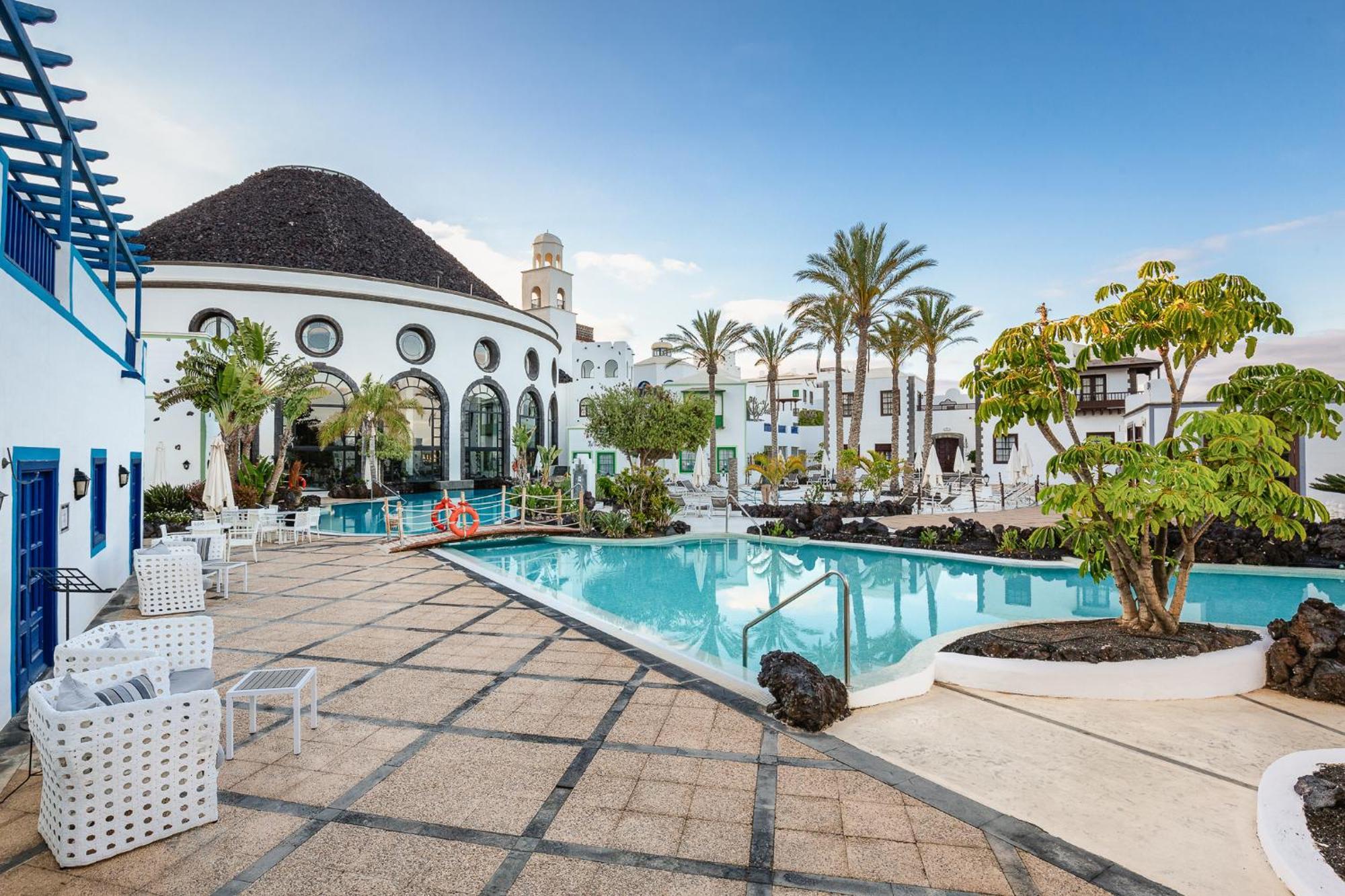 Hotel Livvo Volcan Lanzarote Playa Blanca  Ngoại thất bức ảnh
