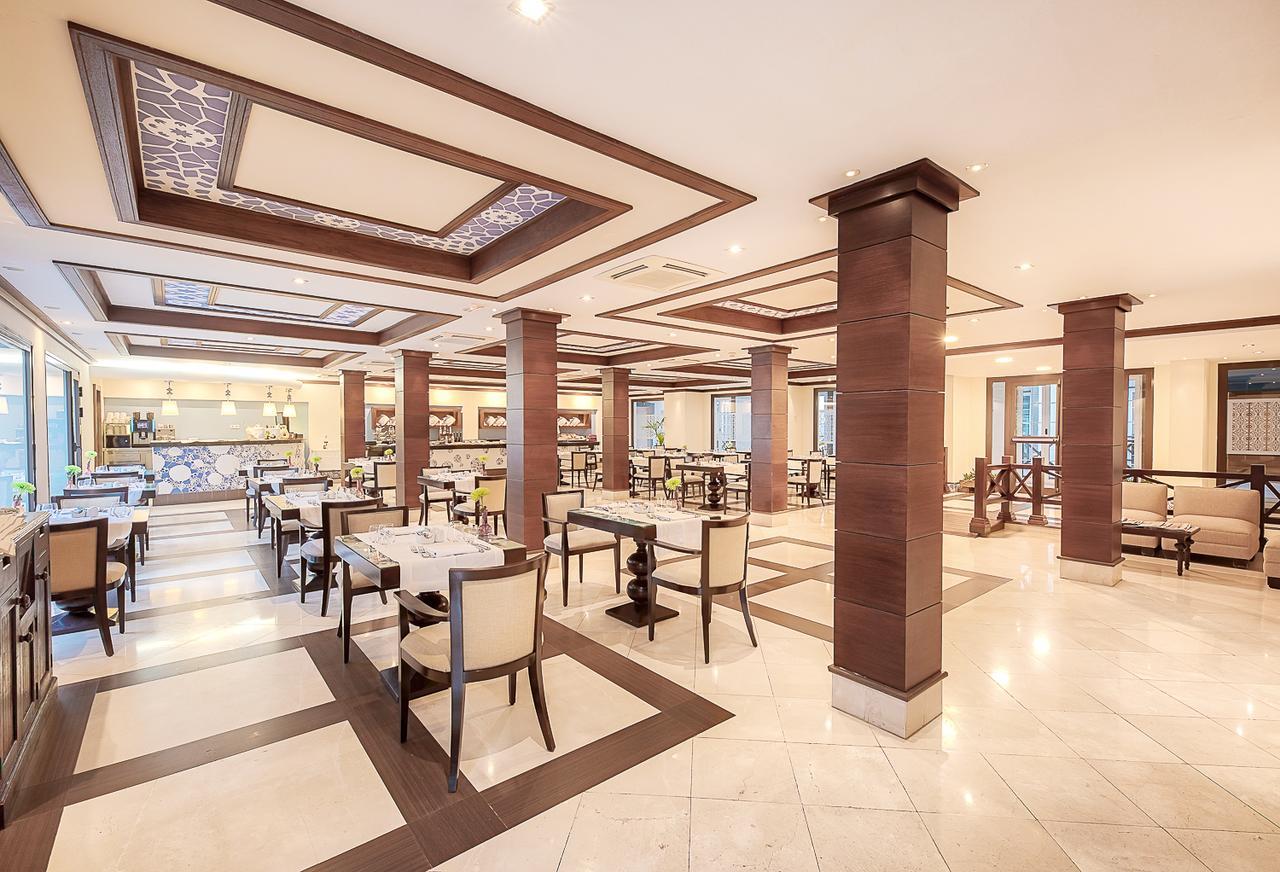 Hotel Livvo Volcan Lanzarote Playa Blanca  Ngoại thất bức ảnh
