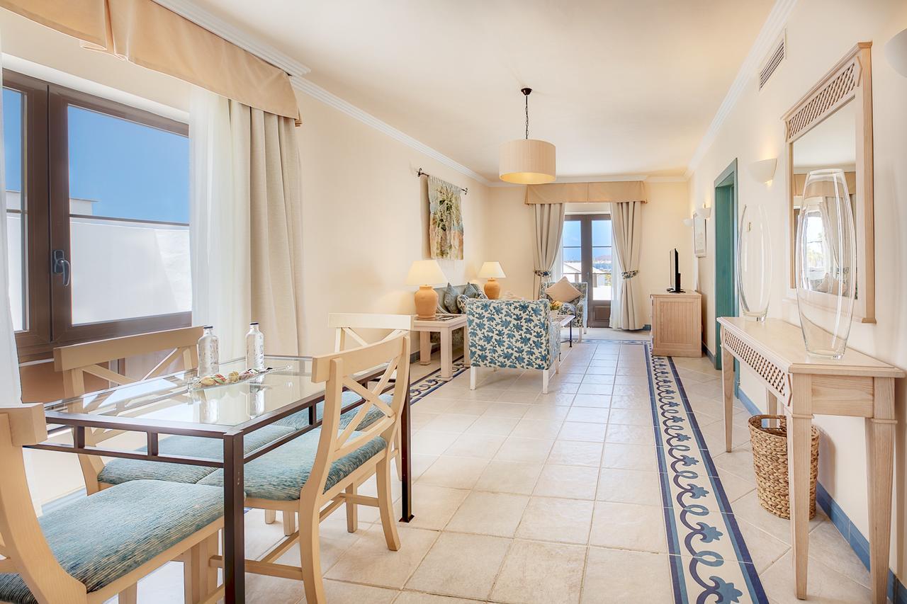 Hotel Livvo Volcan Lanzarote Playa Blanca  Phòng bức ảnh